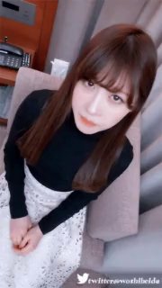 丝袜高跟露脸大奶子骚屁股极品人妻的诱惑，揉奶玩逼让小哥各种体位蹂躏抽插，表情好骚浪叫呻吟不止不要错过